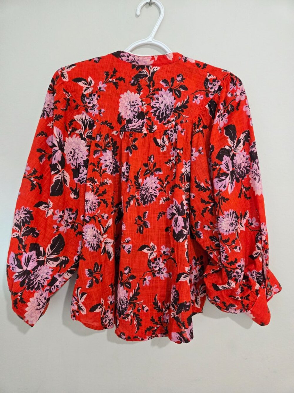 Maeve Anthropologie Red Orange Floral Pintucked Button-Down Boho blouse sz Large - Picture 3 of 14